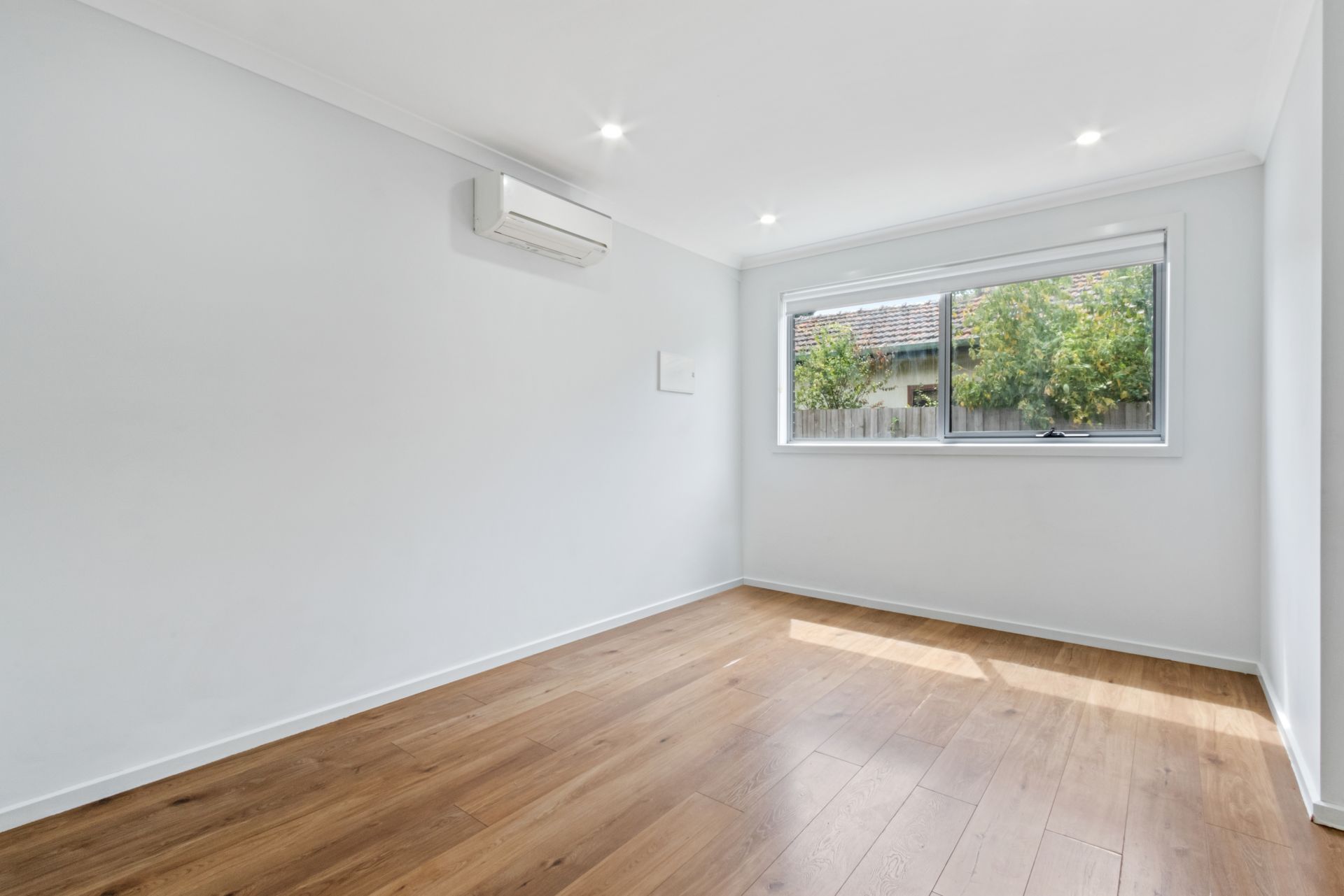 Charming Townhouse in Ideal Location