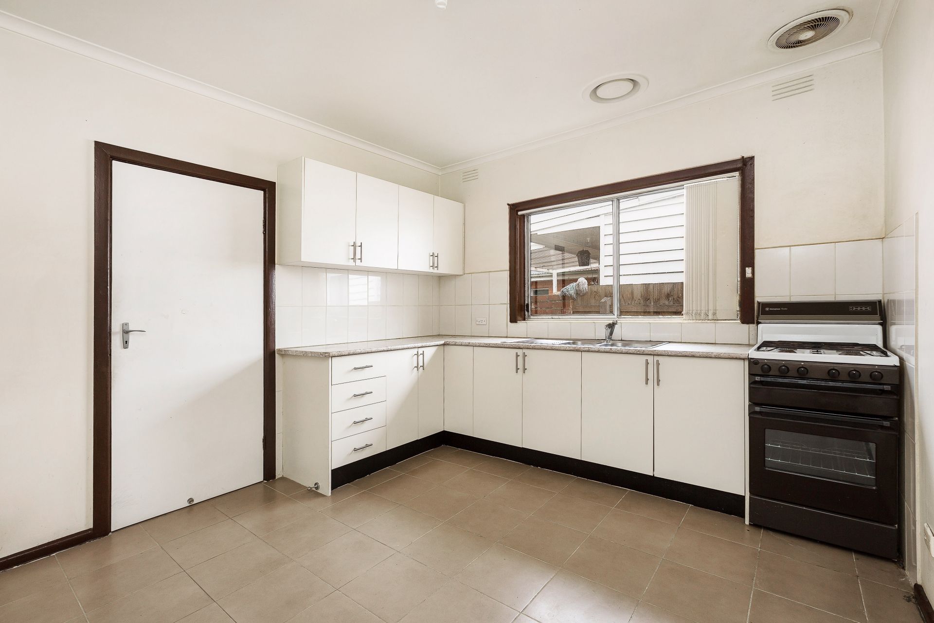 13 Walter Street, Seddon - Thumbnail 6