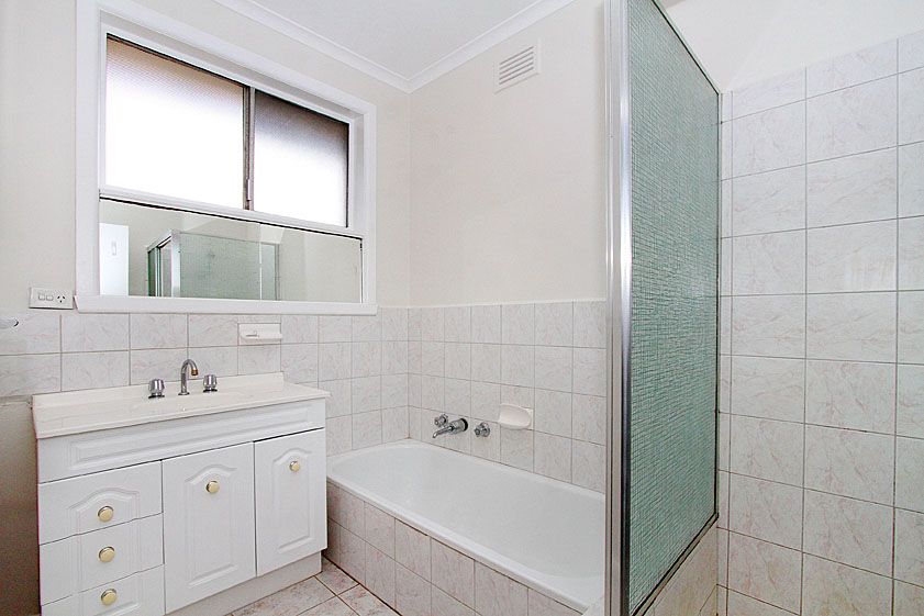 A FAMILY HOME IN A GREAT LOCATION!