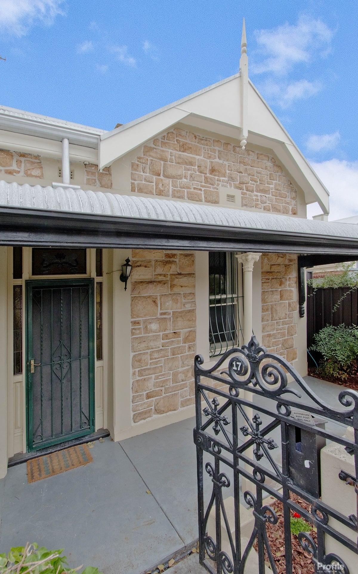 17 Flora Street Stepney 5069