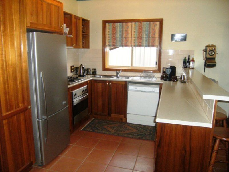 12 Taylors Court, Caroline Springs - Thumbnail 3