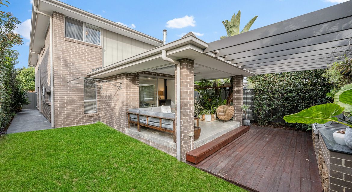 Denham Court 60 Plumegrass Avenue