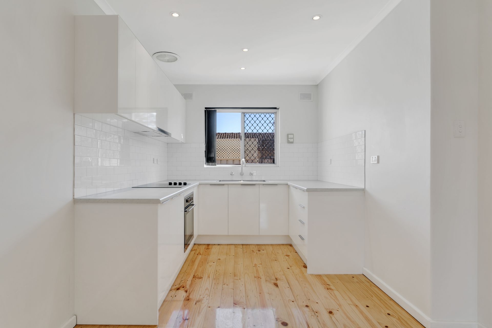 1/21B Park Street South, Woodville - Thumbnail 4