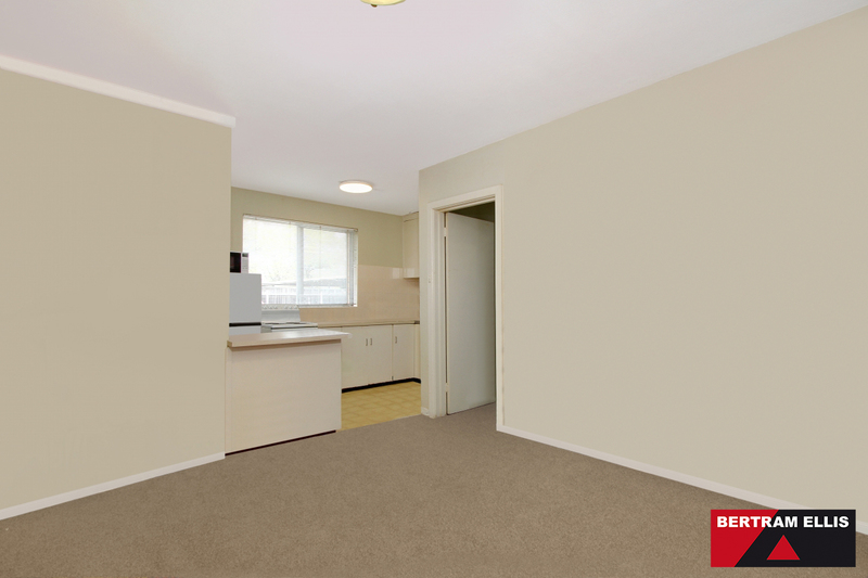 2/62 Knox Street, Watson - Thumbnail 3