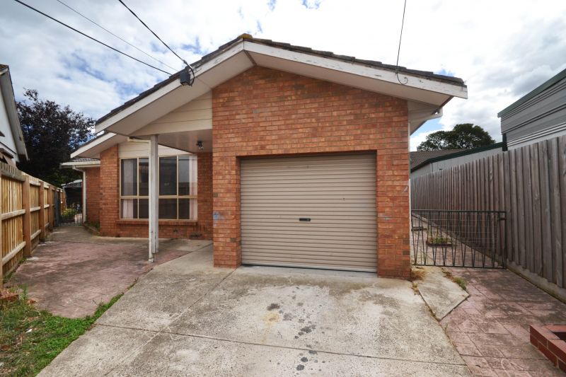 75 Andrews Avenue, Reservoir