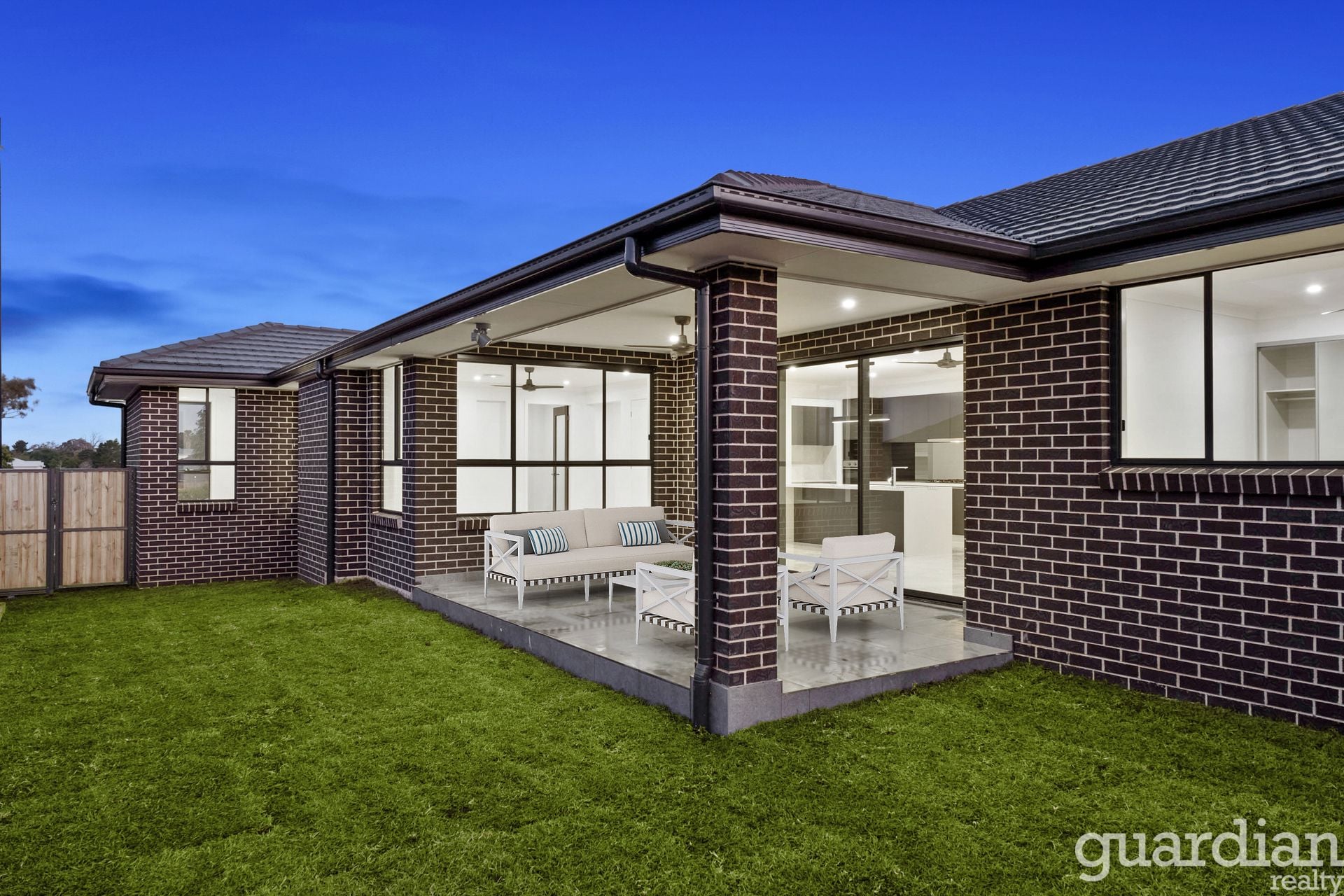 8 Fontana Drive Box Hill NSW, Gables - Thumbnail 7