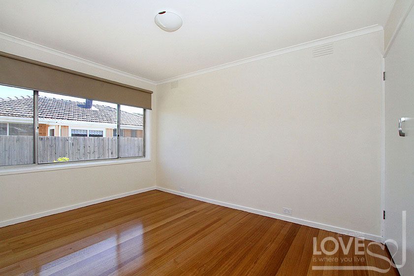 RENOVATED AND WELL LOCATED!
