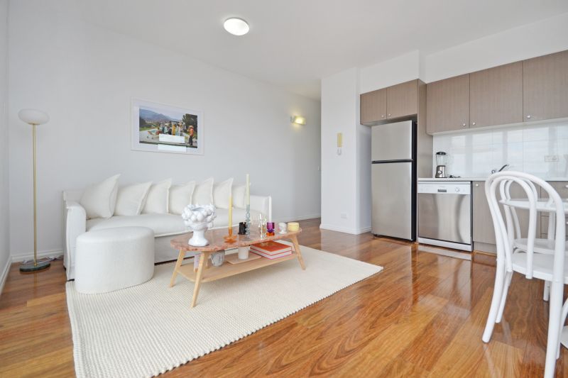 11/605-607 Gilbert Road, Preston