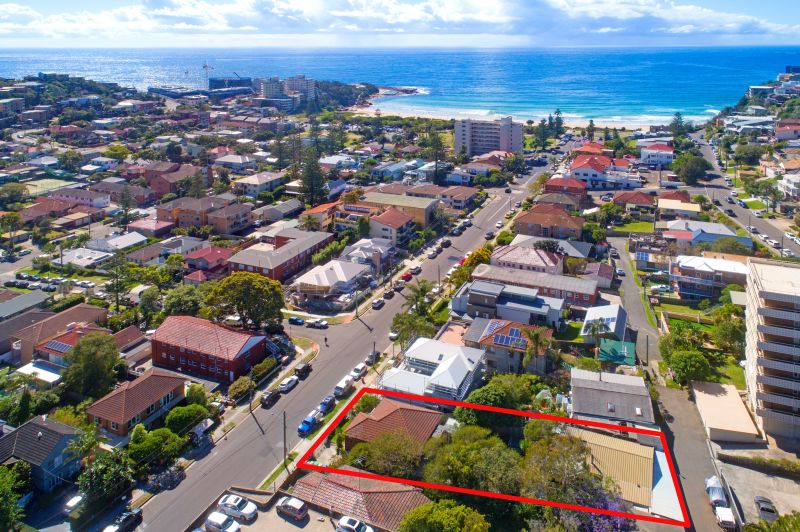 Development Potential,  Multiple Income Earner and or Build/Renovate your dream beachside home