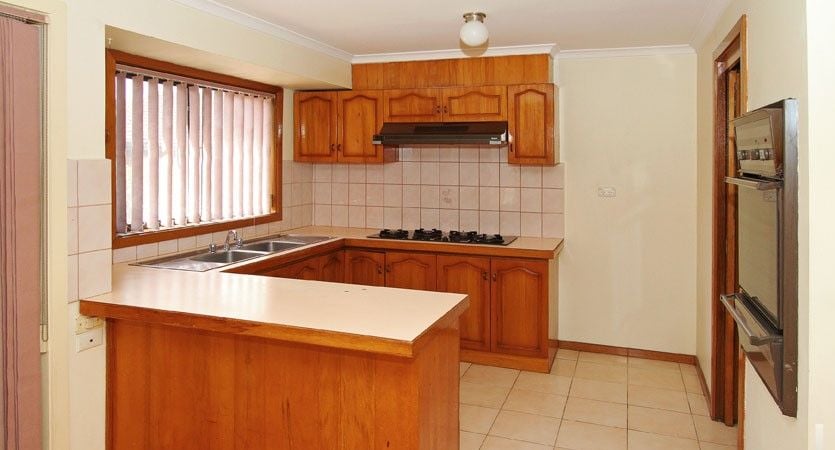 A HANDSOME HOME FOR A HANDSOME VALUE !!!