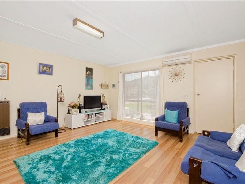 Unit 1/11 Martin Street APOLLO BAY VIC, Apollo Bay - Thumbnail 2