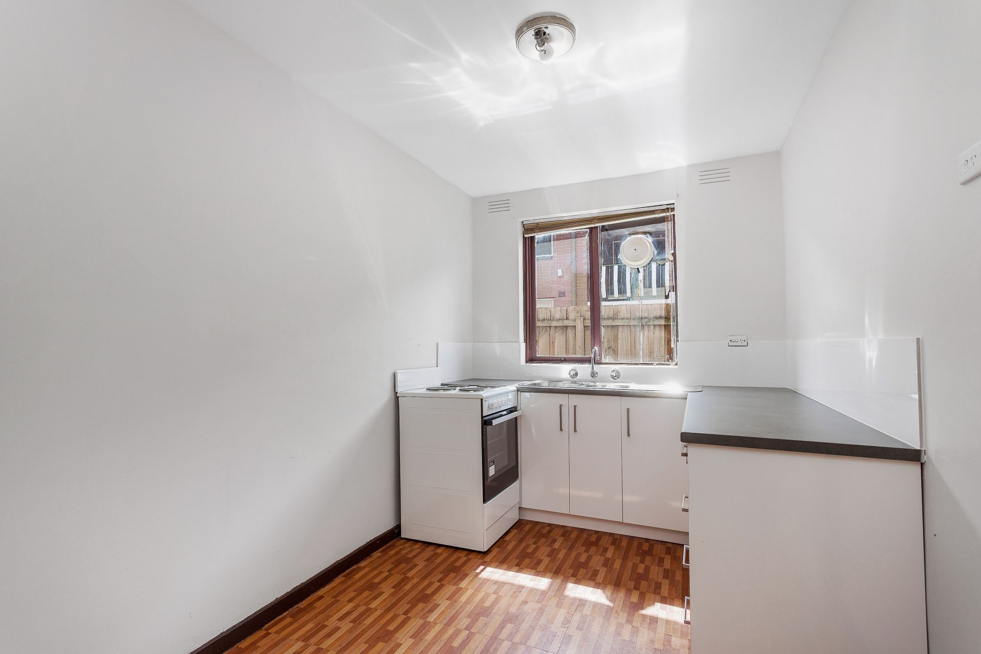 6/28 Eldridge Street, Footscray - Thumbnail 4