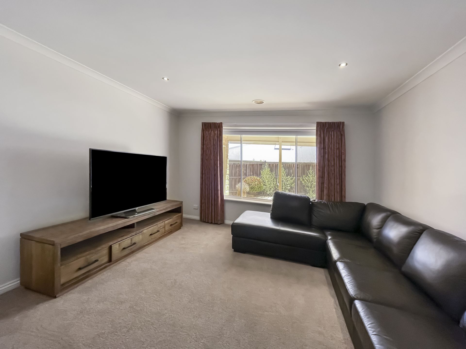 127 McNeilly Road, Drouin OBrien Real Estate