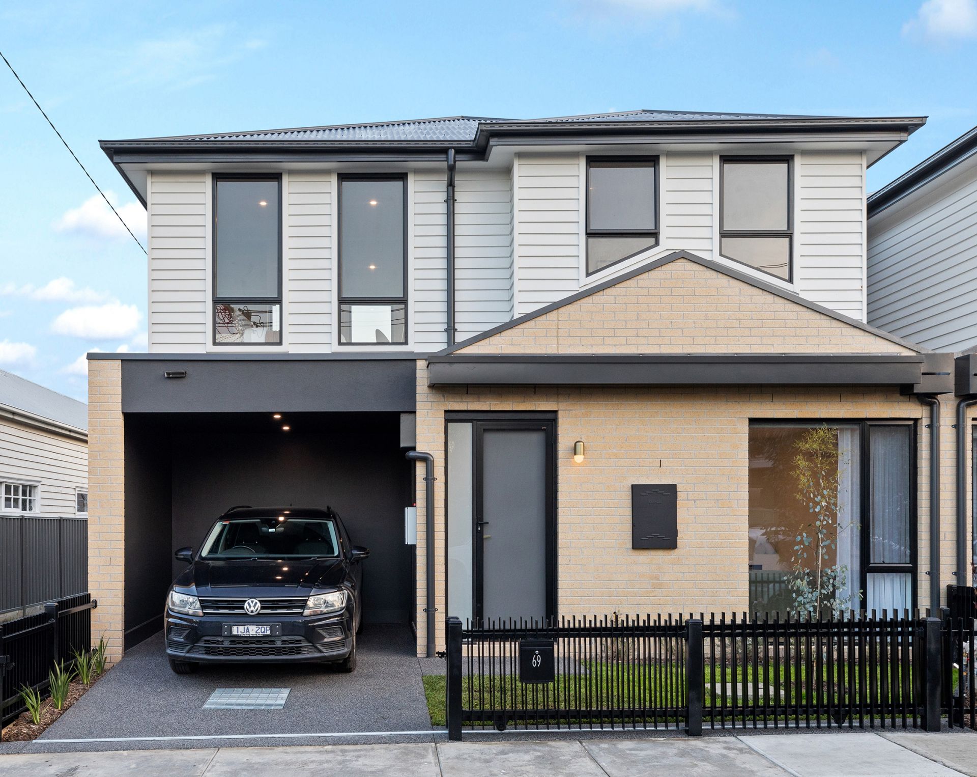 69 Lynch Street, Footscray - Thumbnail 2