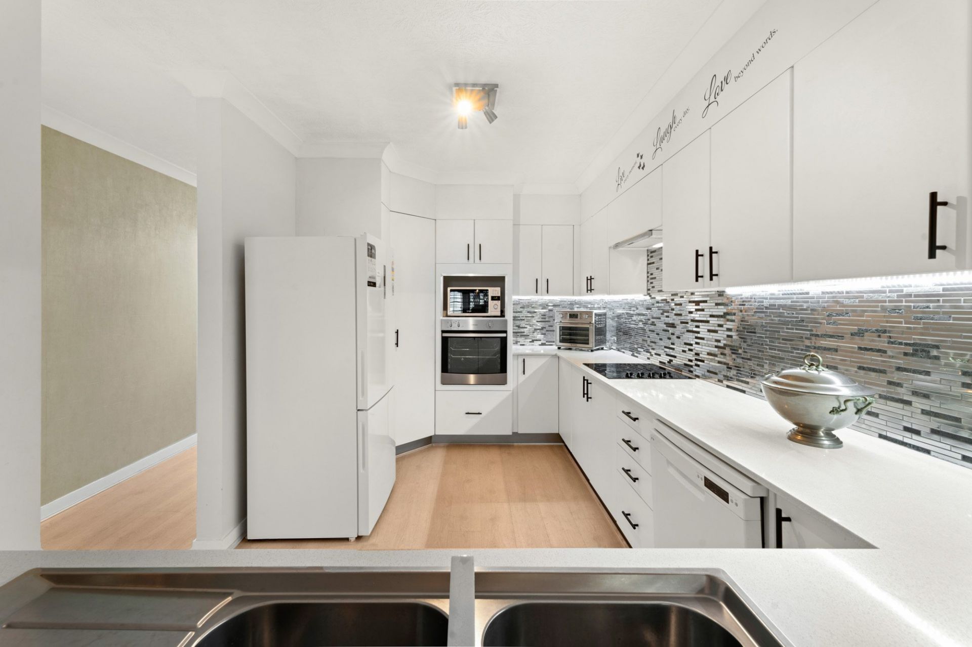 5/41 Broadwater Street, Runaway Bay - Thumbnail 7
