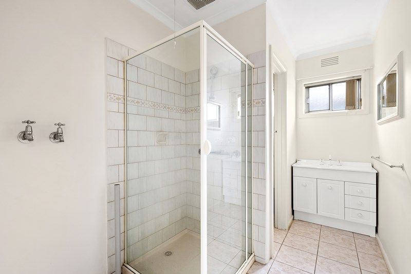 Two Bedroom Unit in the Oak Hill Estate