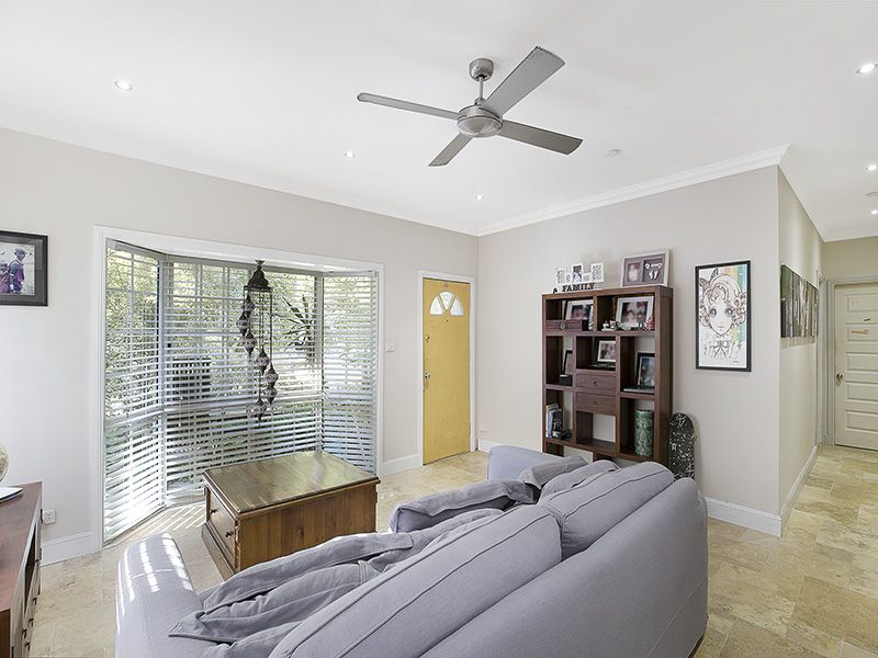 7 Hunter Street, HEATHCOTE, Heathcote - Thumbnail 3