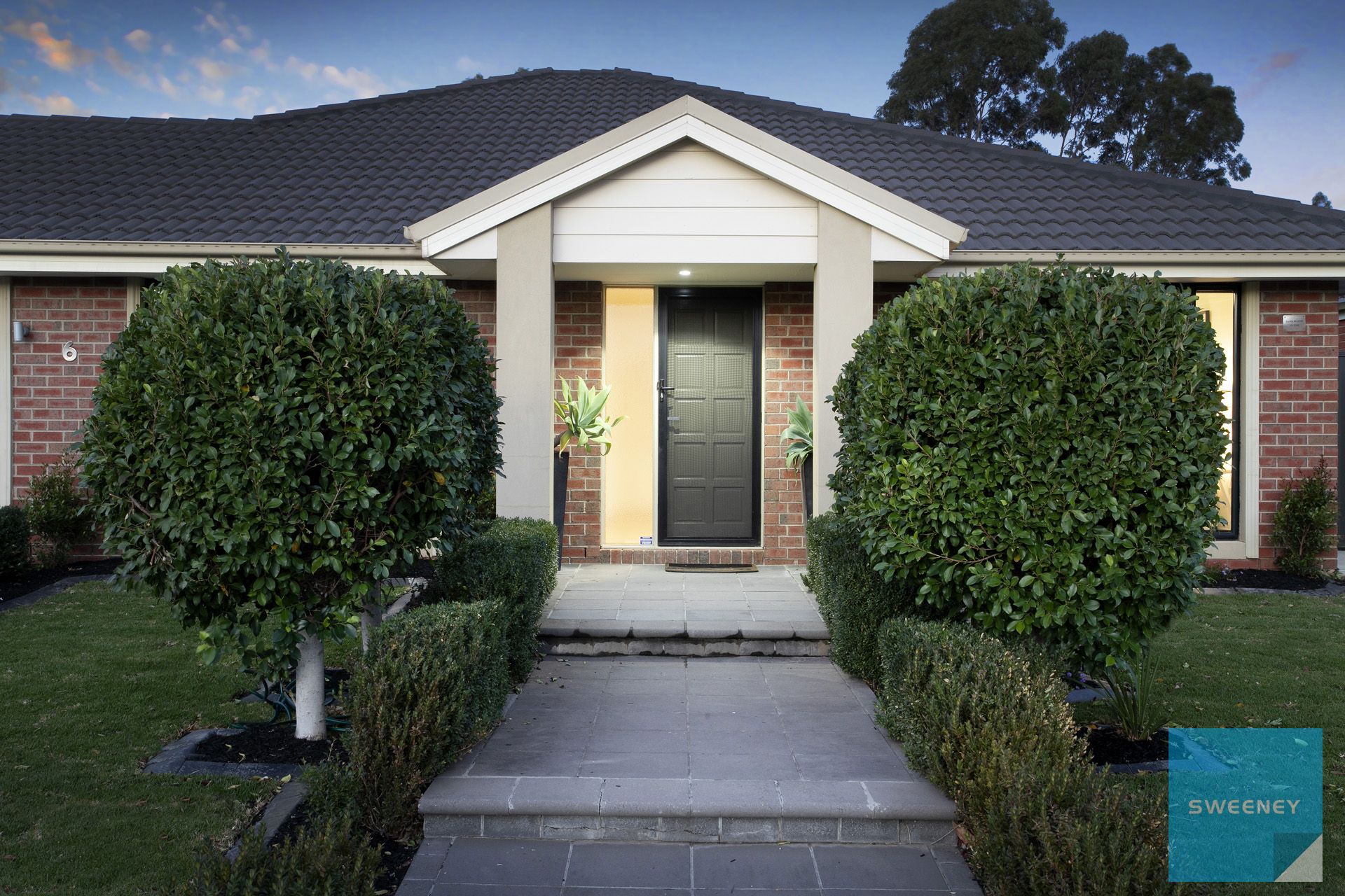 6 Dickerson Way, Caroline Springs - Thumbnail 3