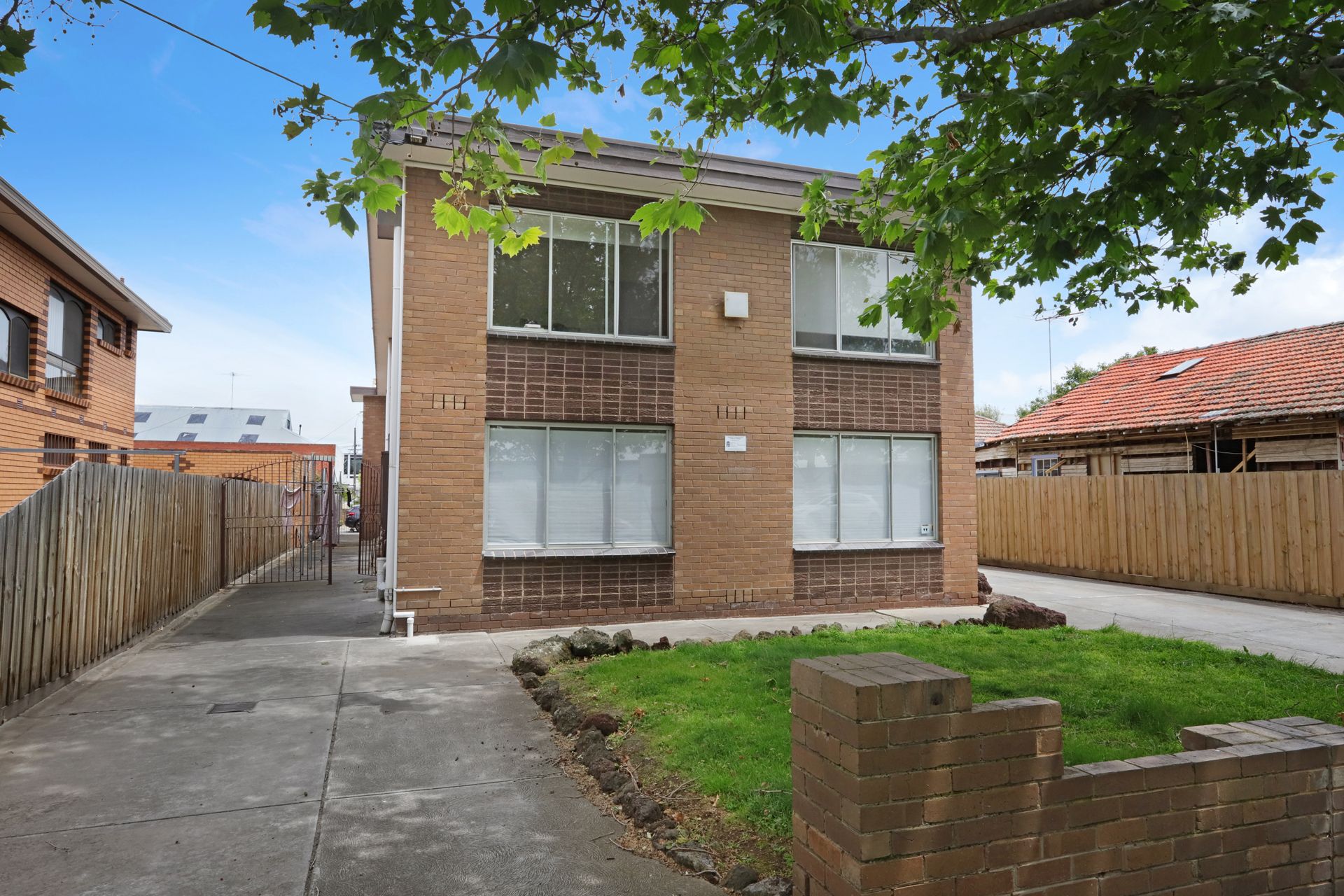 1/50 Bayview Road Seddon VIC, Seddon - Thumbnail 2