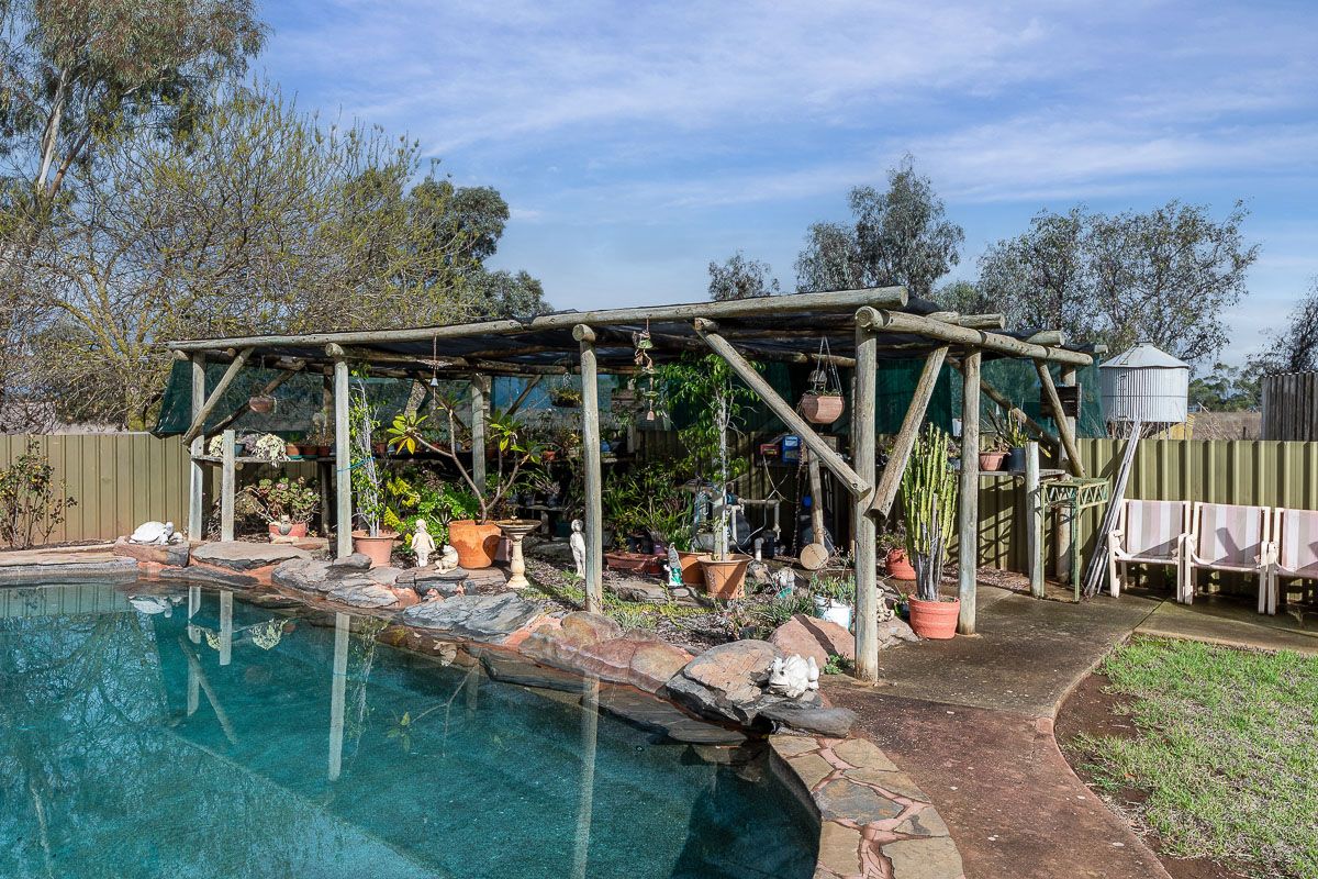 242 Burnside Road Strathalbyn 5255