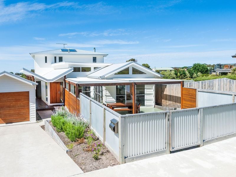 39 Scenic Drive, Apollo Bay - Thumbnail 2