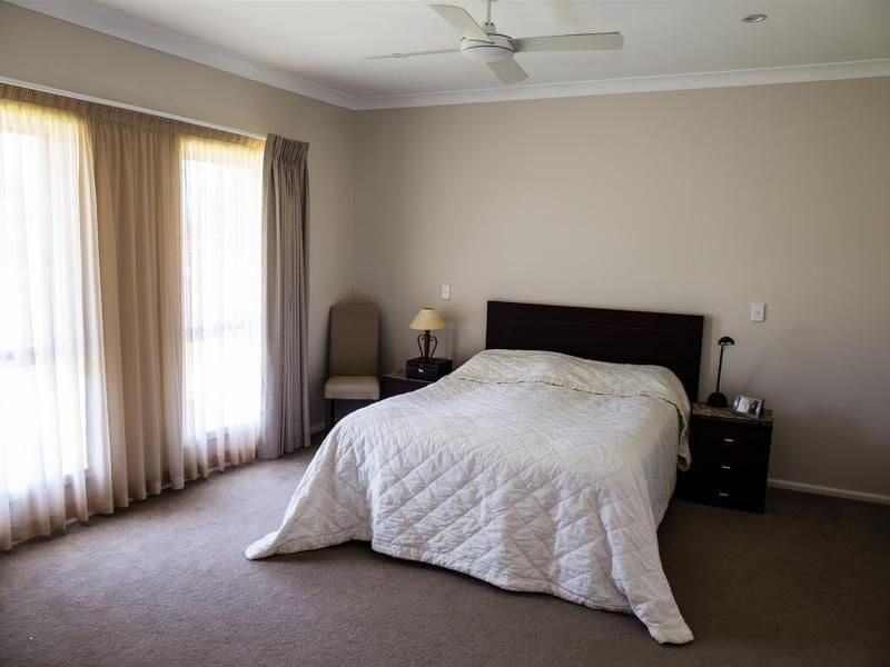 113 Stonecutters Drive Colebee NSW, Colebee - Thumbnail 4