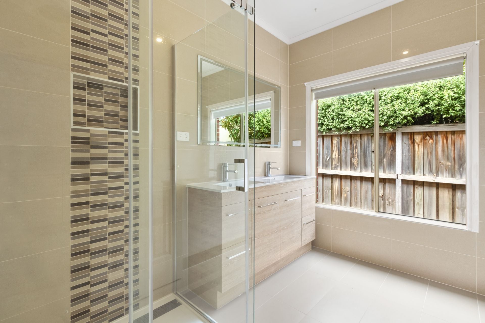 Peaceful Parkside Family Comfort