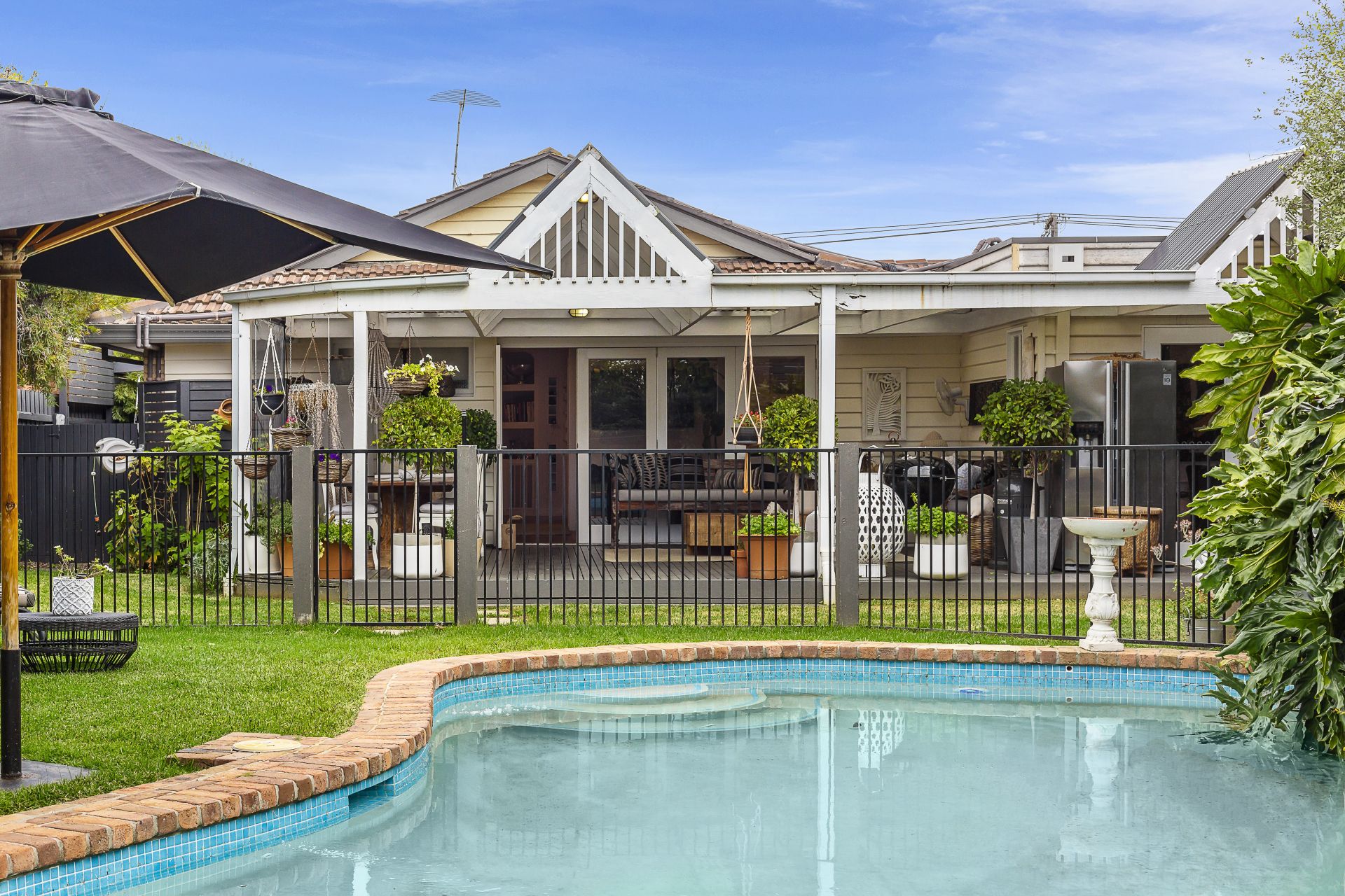 11 Fulton Avenue, Mornington VIC