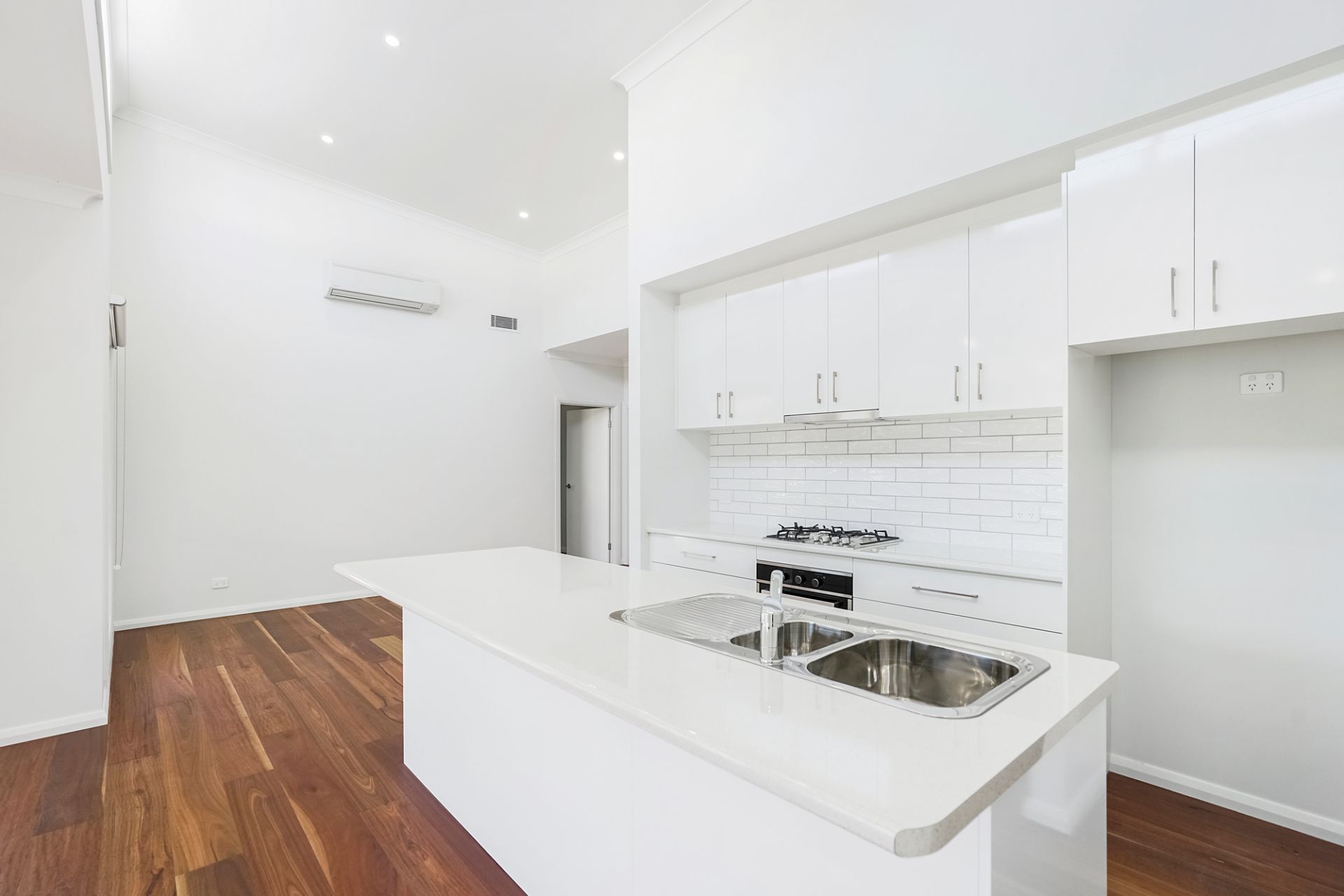 20 Catalina Court Ballarat East VIC, Ballarat East - Thumbnail 7