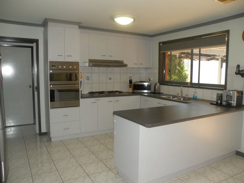 83 Grand Parade EPPING, Epping - Thumbnail 4