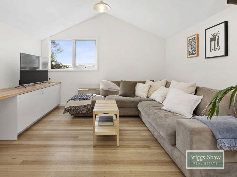 7 Summoner Street Blairgowrie VIC
 
 
 $1,450,000-1,595,000, 000 - Thumbnail 5