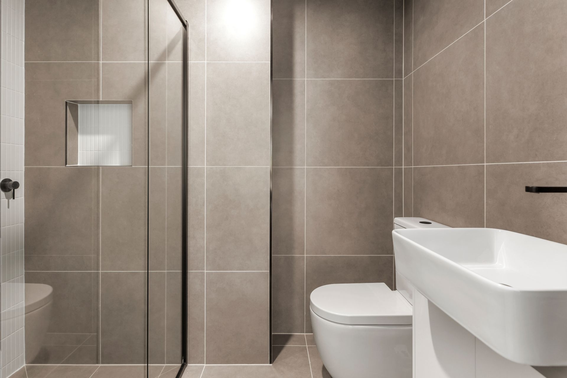 ARCHITECTURALLY DESIGNED RESIDENCES