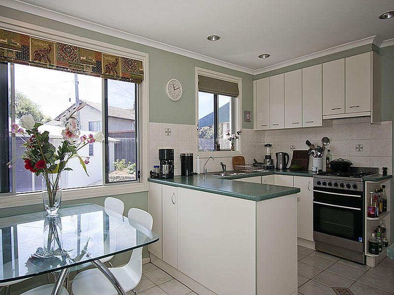 2 Croton Street, Rivett - Thumbnail 8