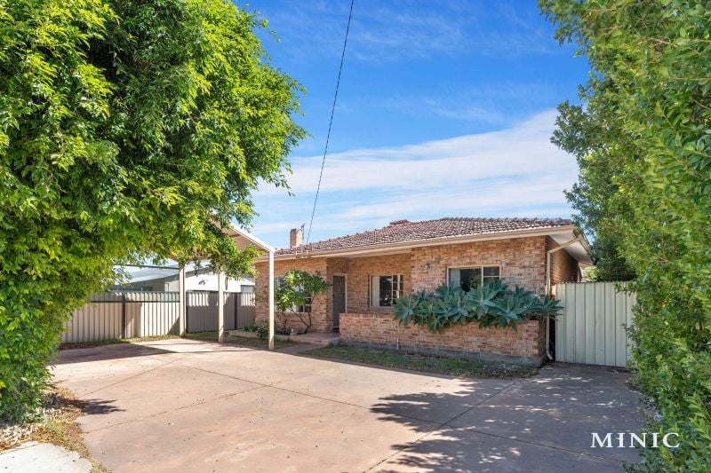 Real Estate For Sale 1/144 Gibbs Street East Cannington , WA