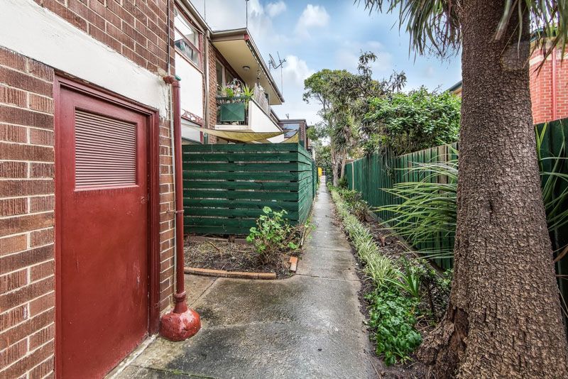 2/3 Gordon Street, Footscray - Thumbnail 4