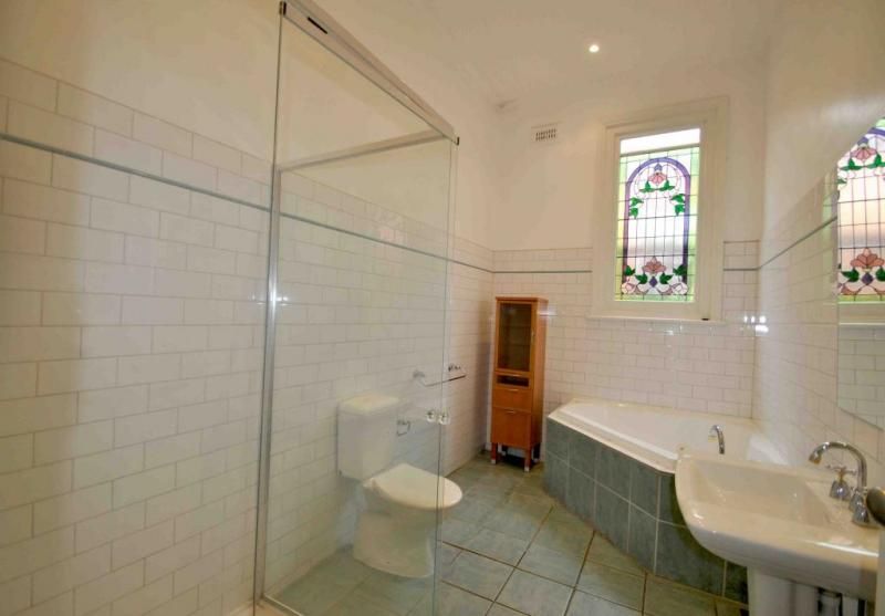 16 Rockbrook Road, St Kilda East - Thumbnail 7