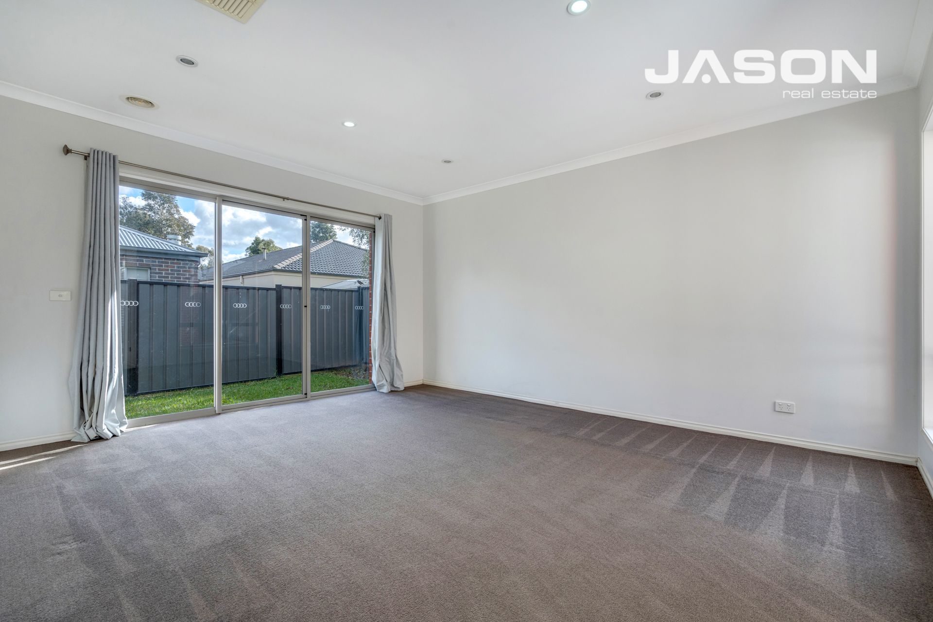 121 Huntington Drive, Craigieburn Jason Real Estate