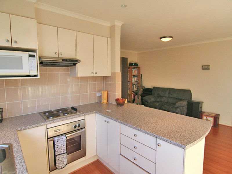 33/18 Glenmaggie Street, Duffy - Thumbnail 4