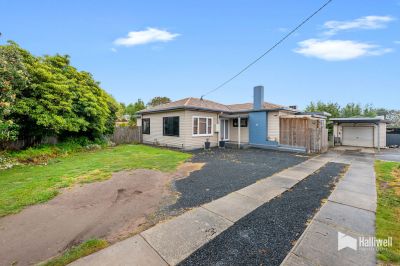 4
 
 
 
  
 
 
 1
 
 
 
  
 
 
 2
 
 
 
 
 
 
 
 11 Payton Place, Devonport TAS 7310, Devonport - Thumbnail 3