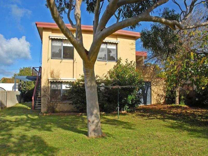 151 The Parade OCEAN GROVE VIC, Ocean Grove - Thumbnail 2
