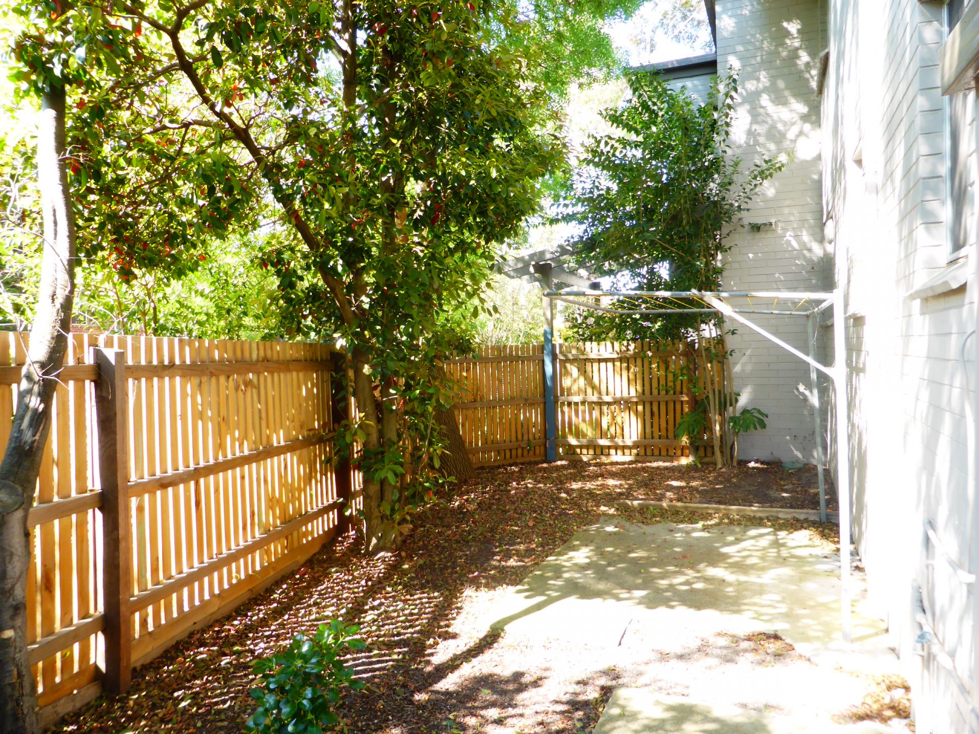 EXCELLENT APARTMENT SET IN TRANQUIL SURROUNDING