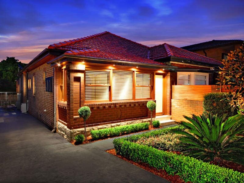 54 George Street, NORTH STRATHFIELD