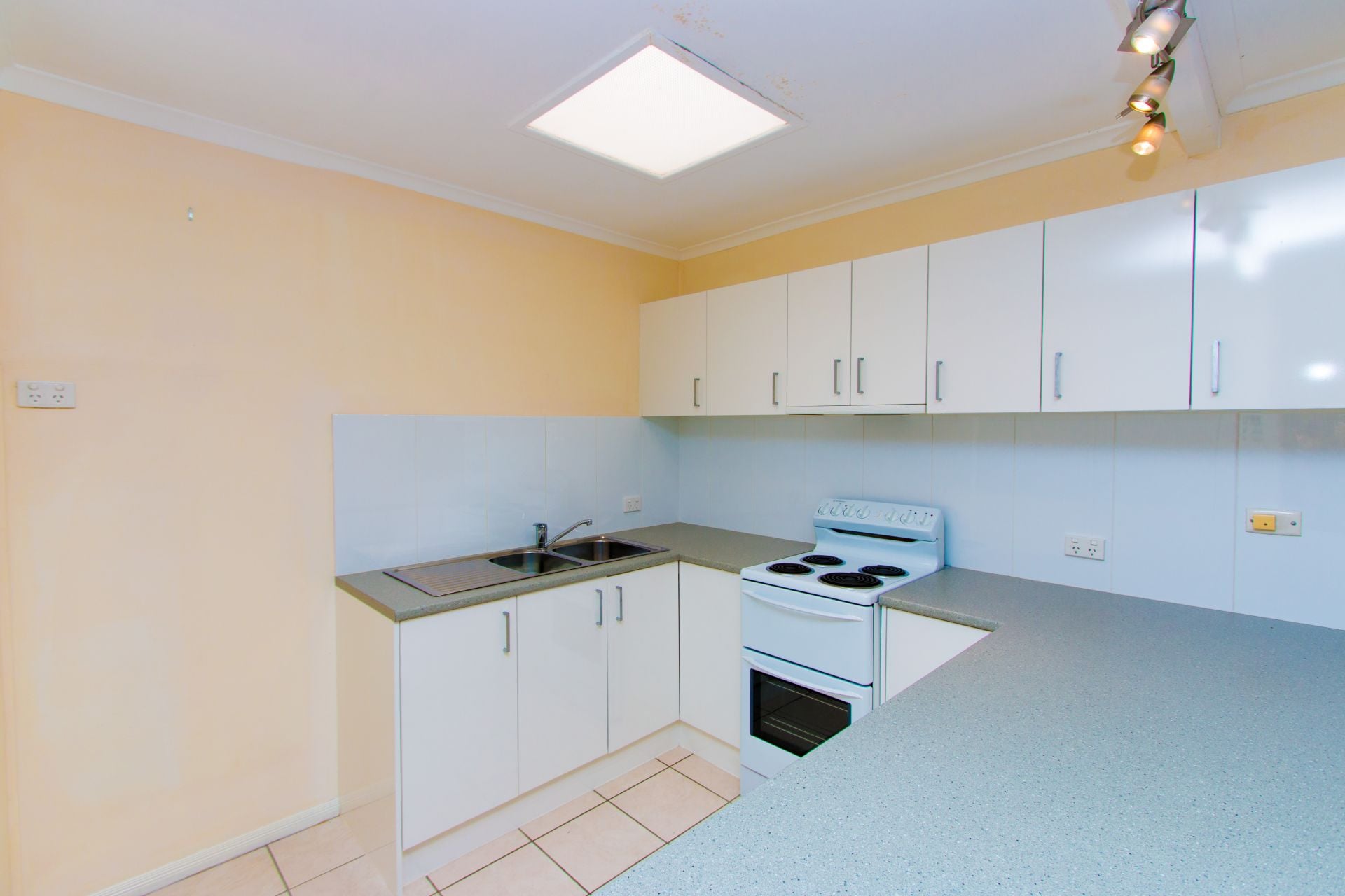3/136 Broadwater Avenue Maroochydore QLD, Maroochydore - Thumbnail 4