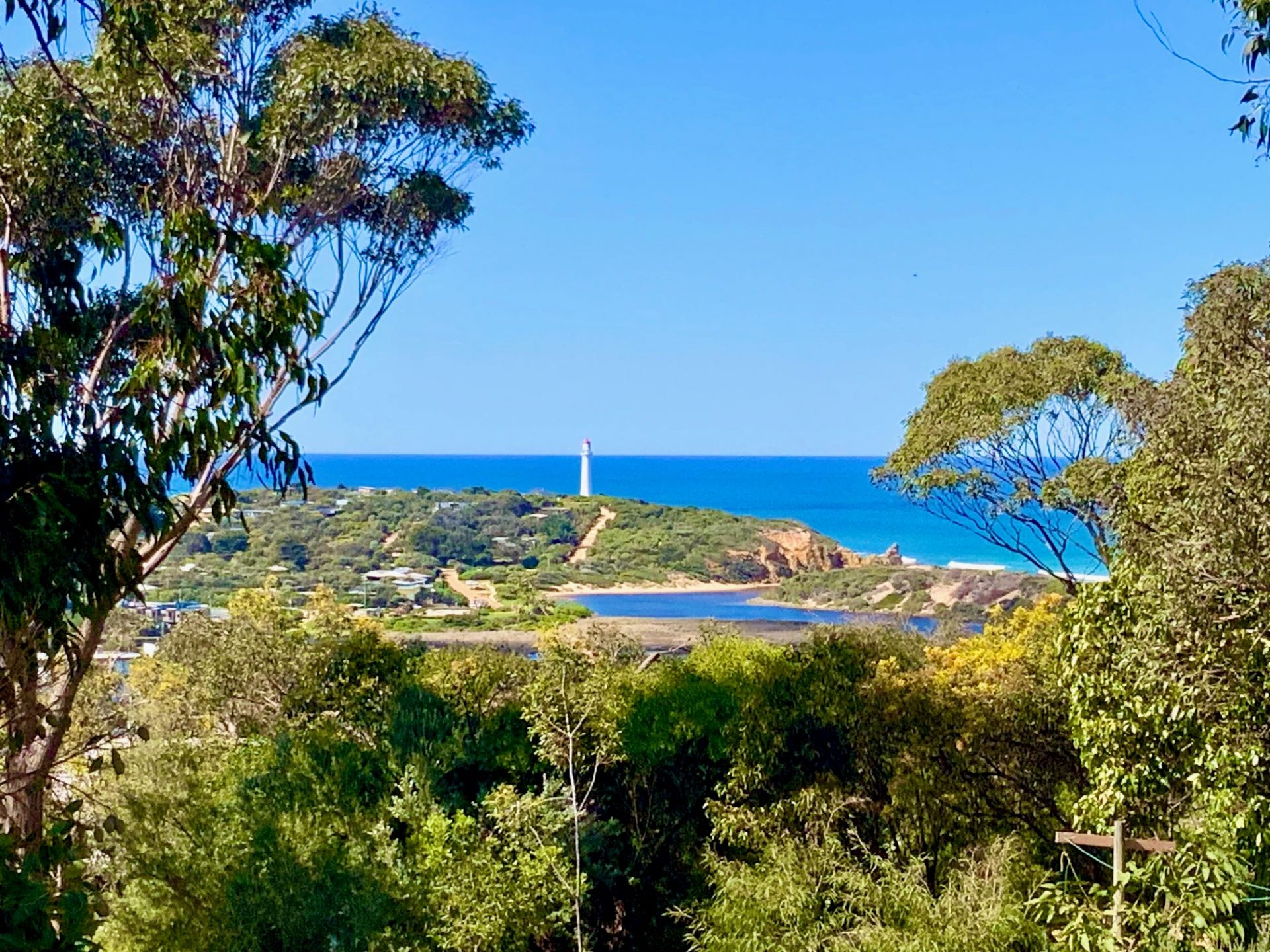28 Ridge Road, Fairhaven - Thumbnail 2