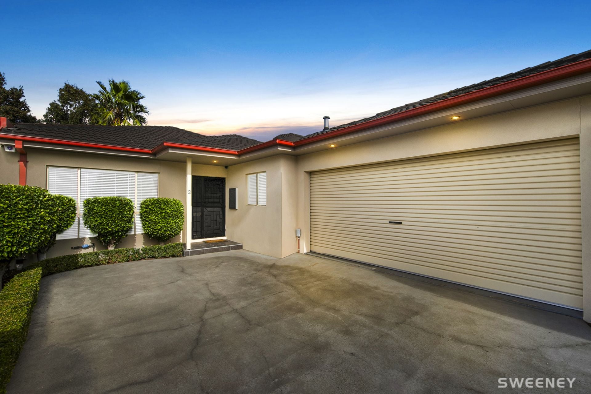 2/25 May Avenue, Altona Meadows - Thumbnail 2