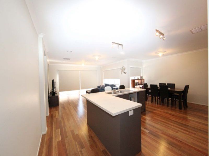 53 Tuross Crescent SOUTH MORANG, South Morang - Thumbnail 7