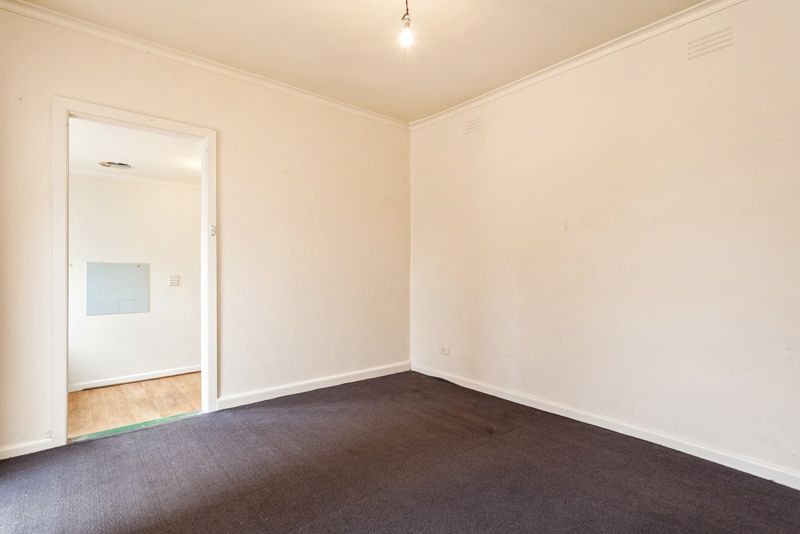 15 Ryan Street, Footscray - Thumbnail 6