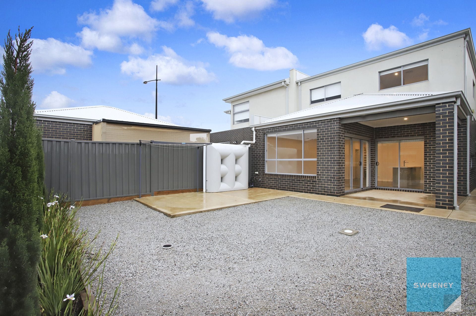 109 Orbis Avenue, FRASER RISE Sweeney Estate Agents