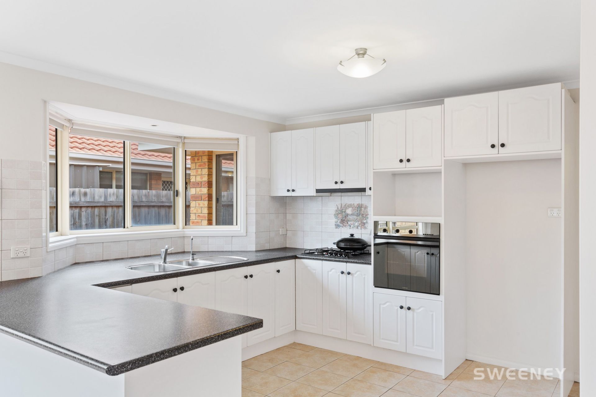 16 Ashby Court, Altona Meadows - Thumbnail 4