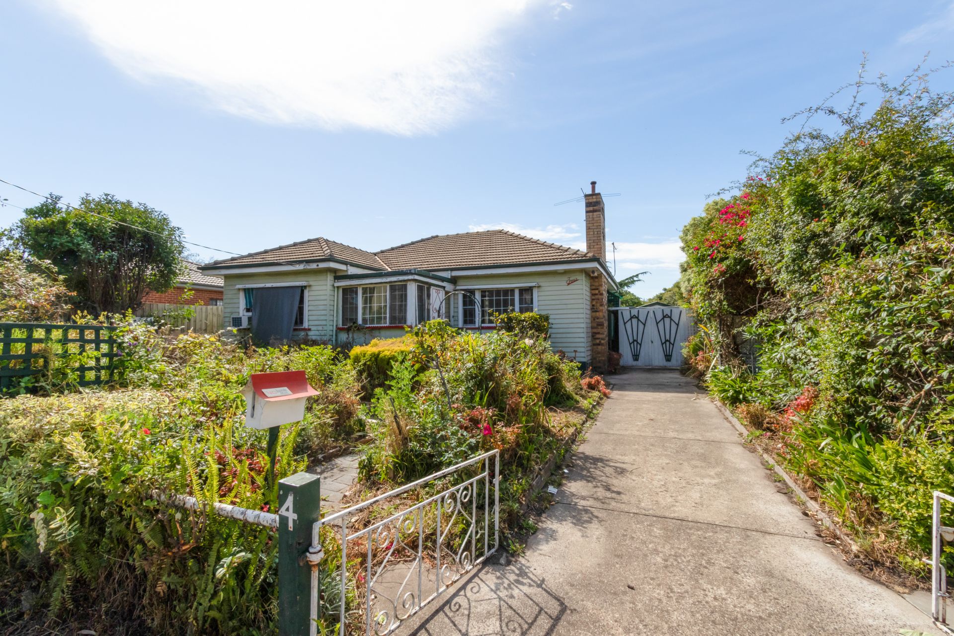 Real Estate For Sale 4 Aberdeen Street Reservoir , VIC